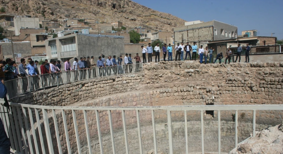 بازدید از گرداب سنگی