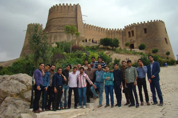 بازدید از قلعه تاریخی فلک الافلاک