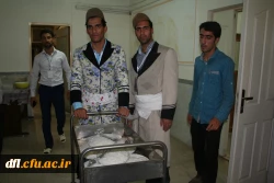 پذیرایی از دانشجویان با لباس محلی لرستان