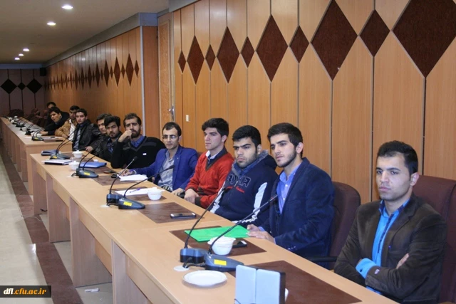 جلسه با دبیران کانون ها
5