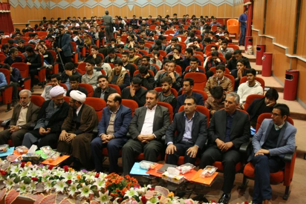 مراسم بزرگداشت روز دانشجو در پردیس