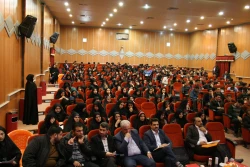 مراسم هفته پژوهش با حضور دکتر صلاح الدین محمدی در پردیس