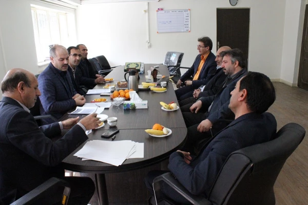 برگزاری جلسه هم اندیشی کارگروه کارورزی پردیس