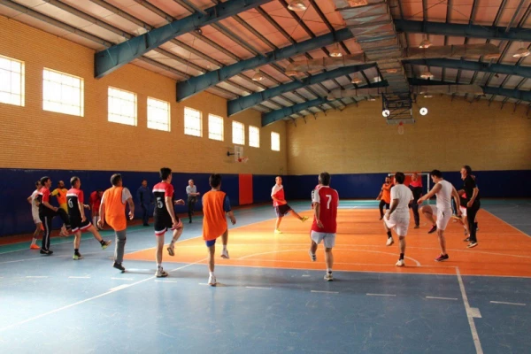 مسابقات ورزشی کارکنان دانشگاه فرهنگیان استان