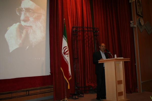 همزمان باجشن میلاد حضرت ولی عصر(عج)،روزجانباز وهفته معلم برگزارگردید