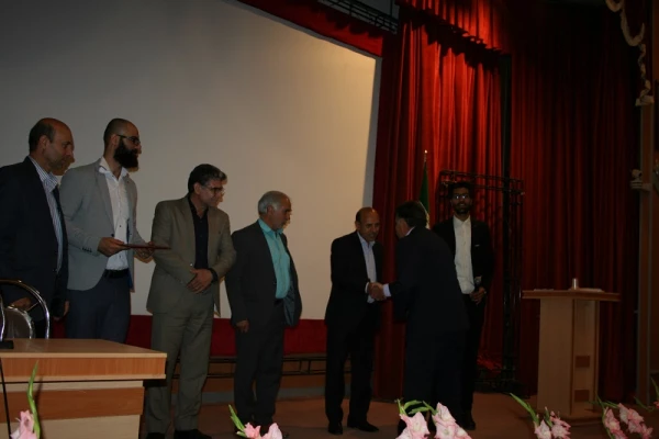 همزمان باجشن میلاد حضرت ولی عصر(عج)،روزجانباز وهفته معلم برگزارگردید