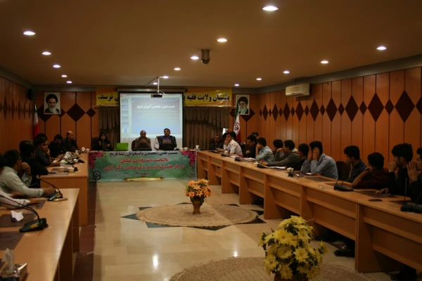 نشست علمی تخصصی دانشجویان رشته تاریخ