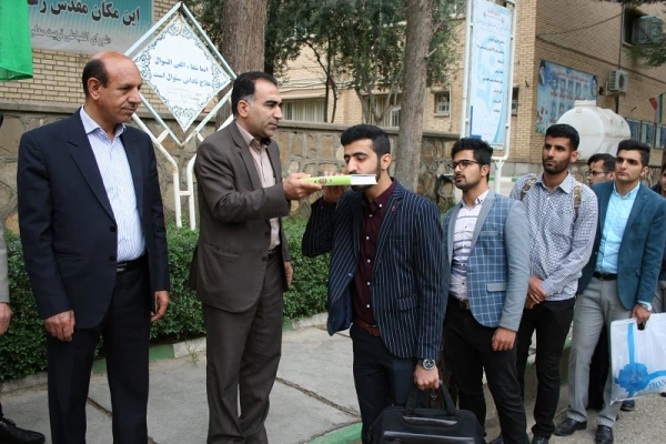 اعزام کاروان دانشجومعلمان دانشگاه فرهنگیان لرستان جهت دیداربامقام معظم رهبری امام خامنه ای (مدظله العالی )