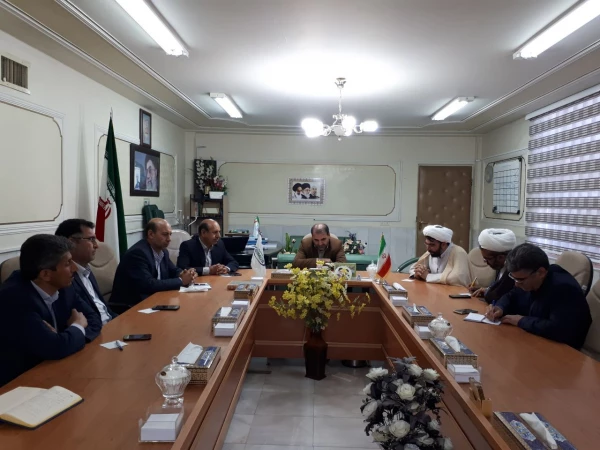 جلسه هم اندیشی مسئولین دانشگاه فرهنگیان با مدیرکل آموزش وپرورش استان لرستان