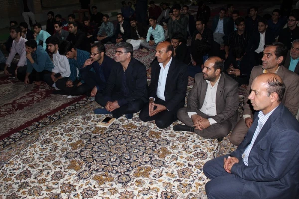 تقدیر وتشکر از سرپرستان شبانه روزی ودانشجو معلمان برتر ورزشی به مناسبت روز سراهای دانشجویی