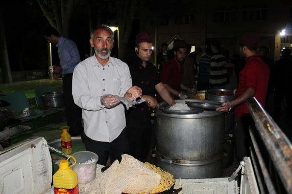 فطارالمومنین  با حضور جمعی از مدیران ومسئولین استان