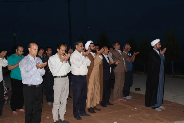 برگزاری ضیافت شام اساتید وکارکنان دانشگاه فرهنگیان درمحل بام لرستان