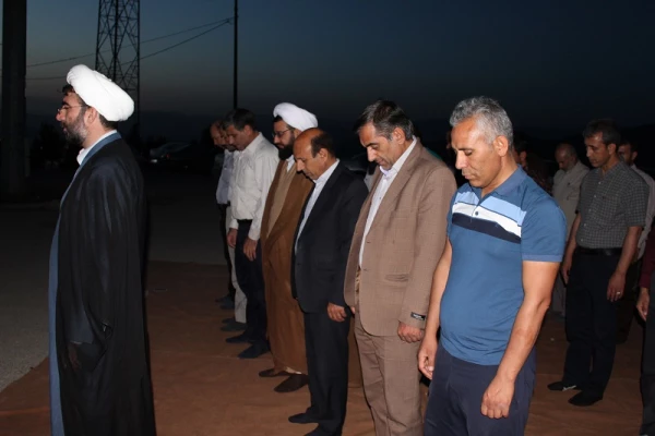 برگزاری ضیافت شام اساتید وکارکنان دانشگاه فرهنگیان درمحل بام لرستان