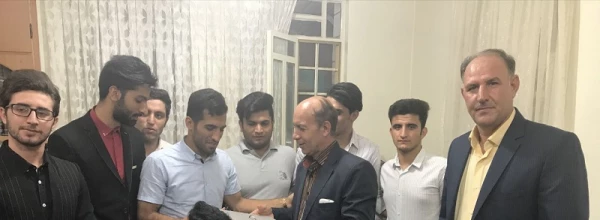 دیداردانشجویان دانشگاه فرهنگیان پردیس علامه طباطبایی لرستان با بازیکن تیم ملی در جام جهانی