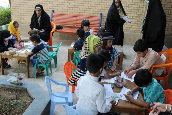 به مناسبت ولادت حضرت فاطمه معصومه (س) برگزار شد :
دیدار سرپرست امور پردیس های دانشگاه فرهنگیان استان لرستان با اساتید،همکاران وخانواده های آنها