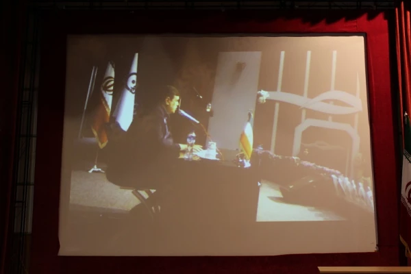 سخنرانی  دکتر خنیفر با دانشجویان جدید الورود دانشگاه فرهنگیان :