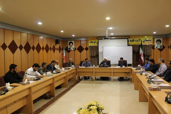 نهاد نمایندگی مقام معظم رهبری در دانشگاه فرهنگیان برگزار کرد :
هم اندیشی اساتید دانشگاه با محوریت ایده های پیش روی سال تحصیلی 97