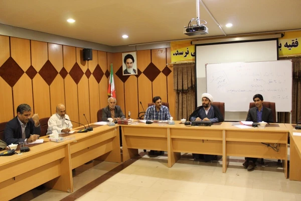 نهاد نمایندگی مقام معظم رهبری در دانشگاه فرهنگیان برگزار کرد :
هم اندیشی اساتید دانشگاه با محوریت ایده های پیش روی سال تحصیلی 97