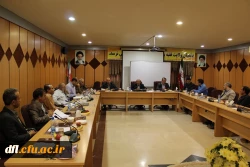 برگزاری نشست صمیمی اساتید گروه های آموزشی با سرپرست مدیریت امور پردیس های استان لرستان