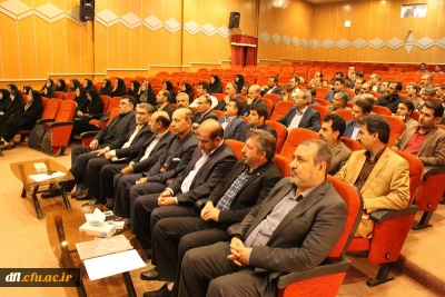 دکتر آقایی جودکی درهمایش مدیران مدارس استان لرستان :
مدیران مدارس را فرمانده و دانش آموختگان را افسران میدان تعلیم وتربیت توصیف کردند