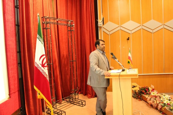 دکتر آقایی جودکی درهمایش مدیران مدارس استان لرستان