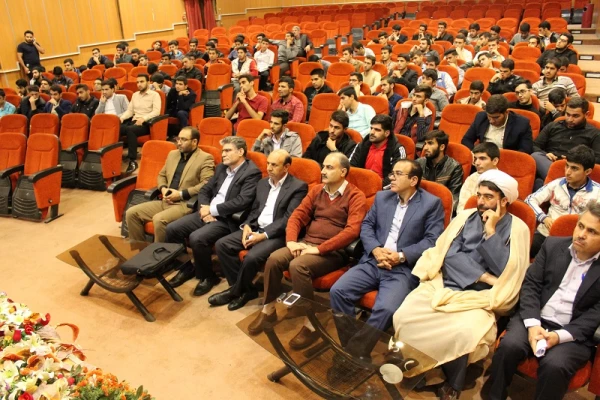 جلسه توجیهی – آموزشی دانشجویان جدید الورود پردیس علامه طباطبایی لرستان