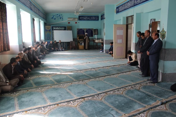 مراسم عرض تسلیت به معاونت توسعه منابع وامور دانشجویی پردیس