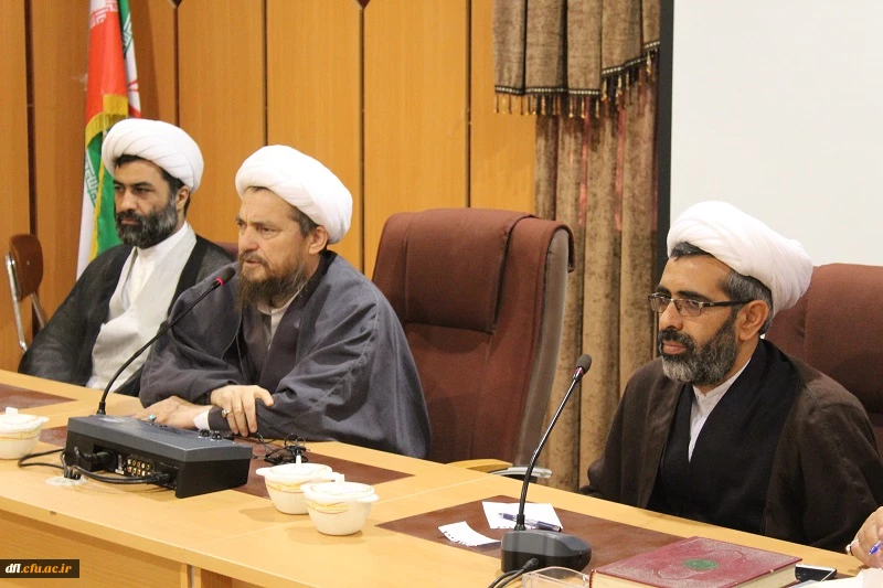 حضورآیت اله تبریزیان ( پدر طب اسلامی ) در پردیس علامه طباطبایی لرستان