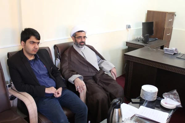 برگزاری جلسه انجمن دانشجویی رشته تاریخ با مسئول نهاد نمایندگی مقام معظم رهبری در دانشگاه