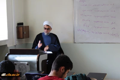 برگزاری دوره آموزشی نماز ویژه دانشجویان در پردیس