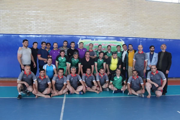 مسابقات طناب کشی ویژه کارکنان دولت به مناسبت حماسه 9دی برگزار شد: