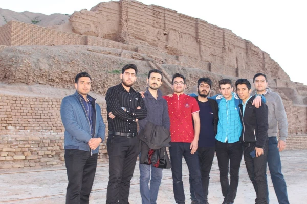 برگزاری اردوی علمی آموزشی دانشجویان رشته تاریخ از اماکن تاریخی استان خوزستان