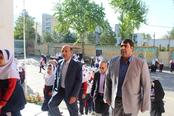 بازدید سرپرست امور پردیس های لرستان دکتر آقایی جودکی