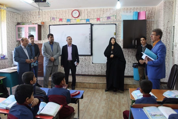 بازدید سرپرست امور پردیس های لرستان دکتر آقایی جودکی