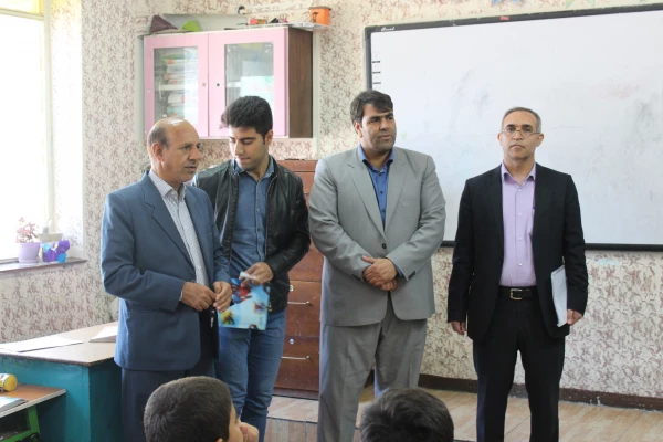 بازدید سرپرست امور پردیس های لرستان دکتر آقایی جودکی