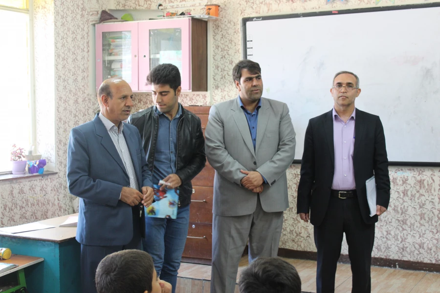 بازدید سرپرست امور پردیس های لرستان دکتر آقایی جودکی