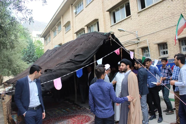پرپایی نمایشگاه قرآنی پردیس علامه طباطبایی لرستان
