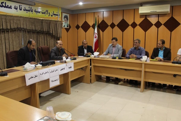 نشست توجیهی هفته مشاغل با دانش آموزان دبیرستان های شاهد و سعدی خرم آباد