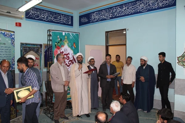 محفل انس با قرآن طرح کاروان نور دانشگاه فرهنگیان سراسر کشور