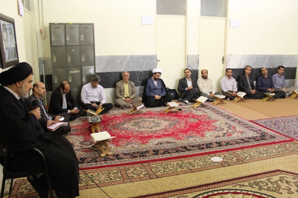 مراسم گرامیداشت ارتحال بنیانگذار انقلاب اسلامی ایران حضرت امام خمینی(ره)