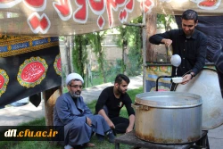 پذیرایی موکب هیئت قمر بنی هاشم (ع) پردیس علامه طباطبایی لرستان