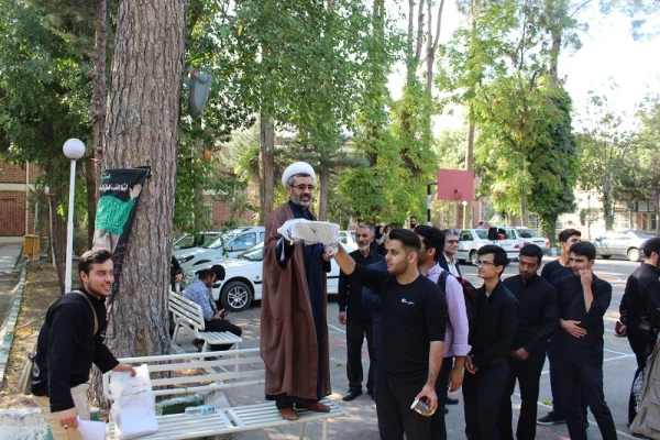 اعزام دانشجویان دانشگاه فرهنگیان لرستان به سفر اربعین