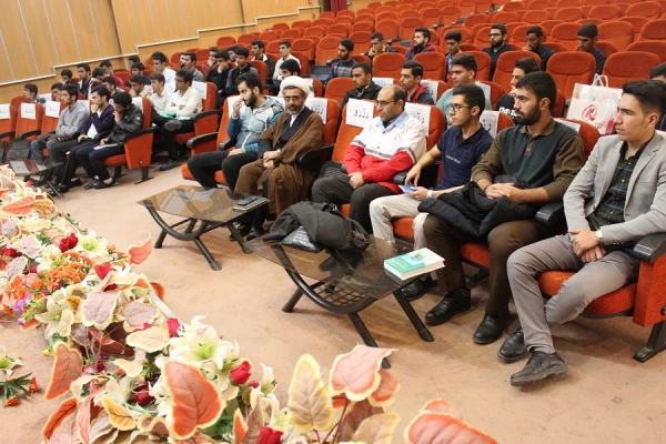 ساعت فرهنگی هلال احمر با عنوان دوره آموزشی امداد و نجات