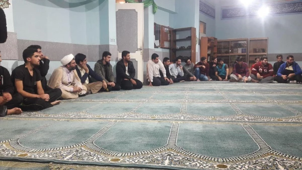 جلسه توجیهی نمایندگان سراها و سرپرست یاران بلوک 2 و جلسه پرسش پاسخ دانشجویان با مسئولین معاونت آموزش