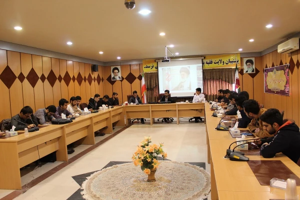 کلاس آموزش سواد رسانه ویژه دانشجویان رشته های الهیات،تاریخ و عربی