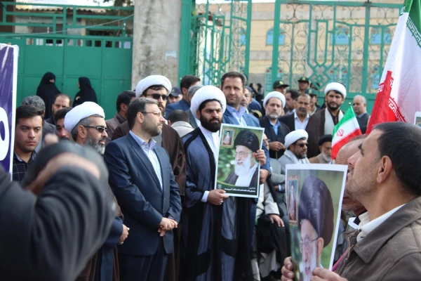 راهپیمایی دانشجویان پردیس علامه طباطبایی لرستان در اعتراض به آشوب گران حوادث اخیر