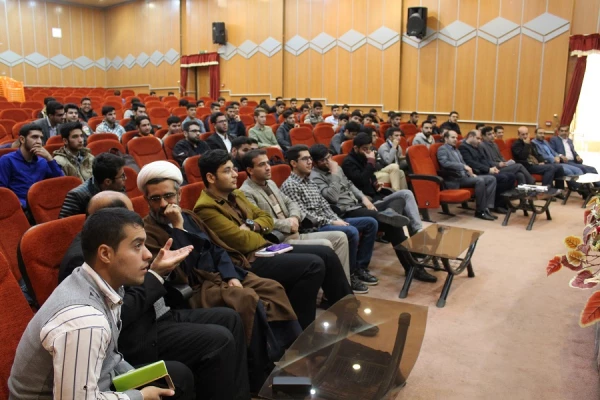 کرسی آزاد اندیشی با موضوع اصلاح مدیریت مصرف سوخت