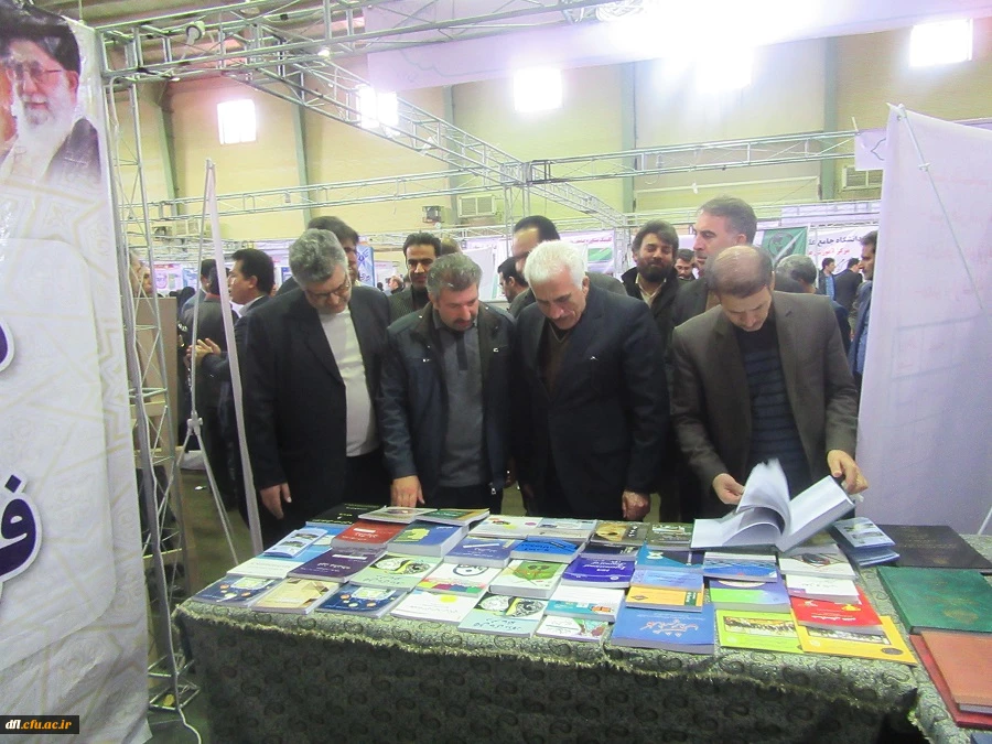 غرفه فعالیت های پژوهشی دانشگاه فرهنگیان در بیستمین نمایشگاه دستاوردهای پژوهشی لرستان