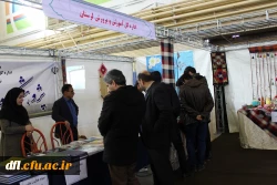 بازدید علمی دانشجویان از نمایشگاه دستاوردهای پژوهشی در دانشگاه لرستان در هفته پژوهش