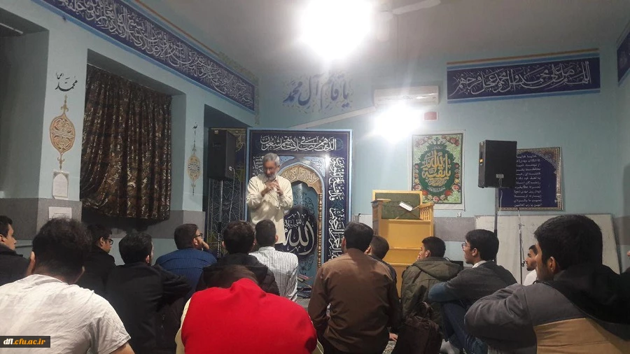 برگزاری نشست علمی با حضور دانشجویان 